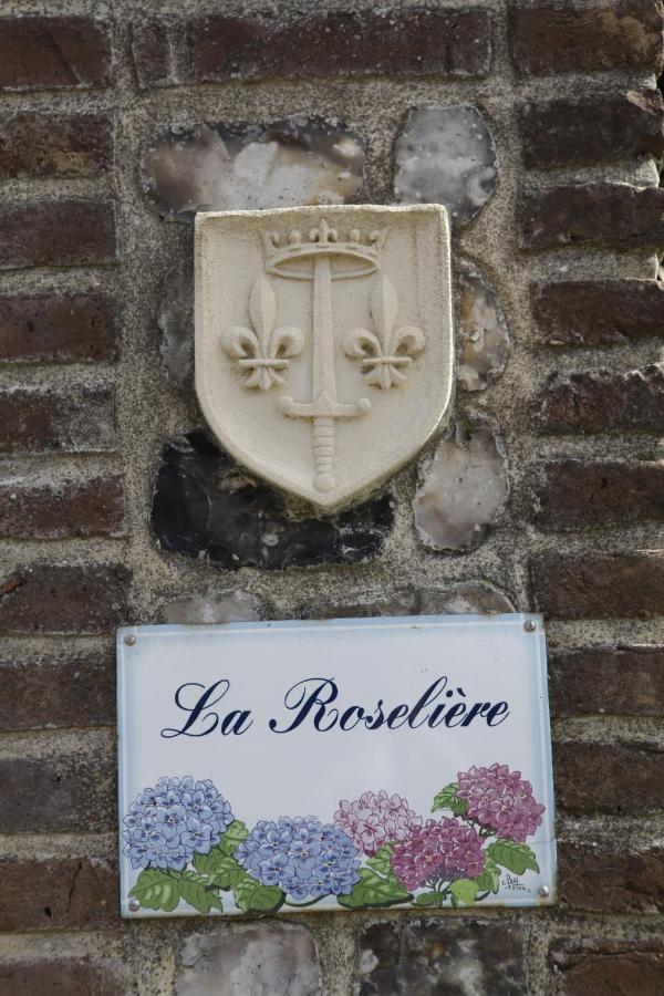 Chambre meublée La Roselière Sainte-Colombe  Extérieur photo